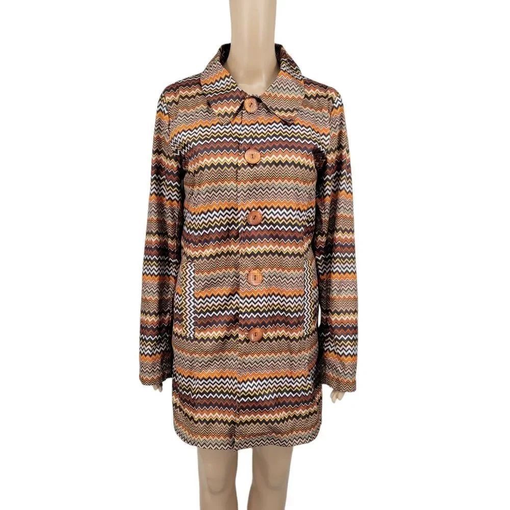 ISLE Retro Inspired Zigzag Chevron Patterned Rain Coat Women Medium Orange Brown